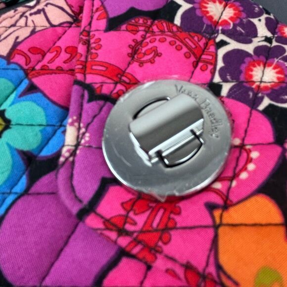 VERA BRADLEY Your Turn Wristlet Bold Floral Fiesta Wallet  6.25" X 5" - Picture 11 of 15